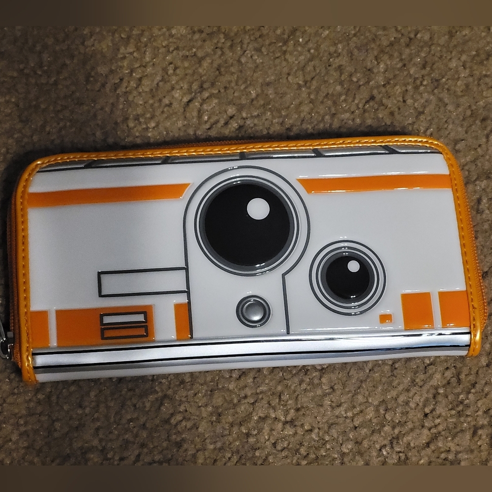 Loungefly Star Wars BB8 Droid Wallet NWOT